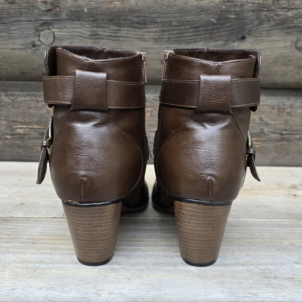 Nine West Dont Do It Y2K Western Boho Revival Harness Block Heel Bootie 8M
